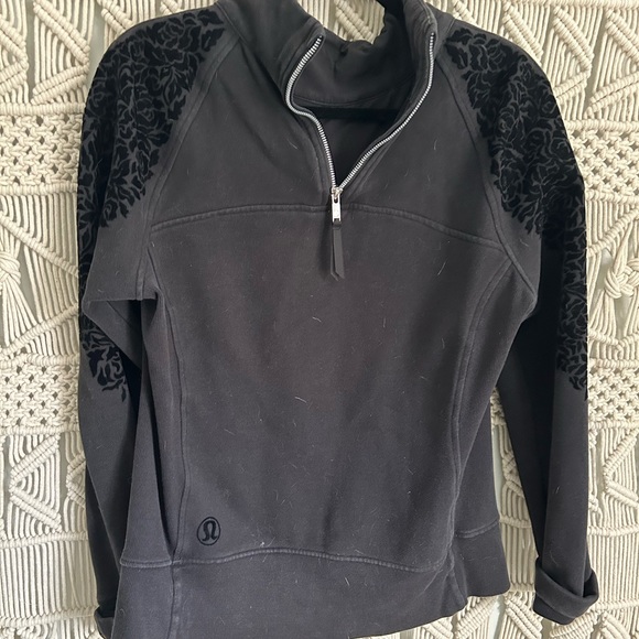 Lululemon pullover sweater- reversible. - Picture 4 of 7